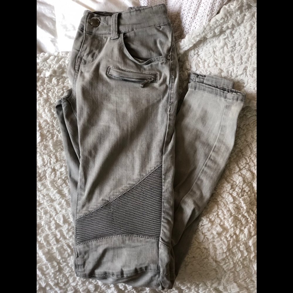 Ribbed Grey Jeans from Paris